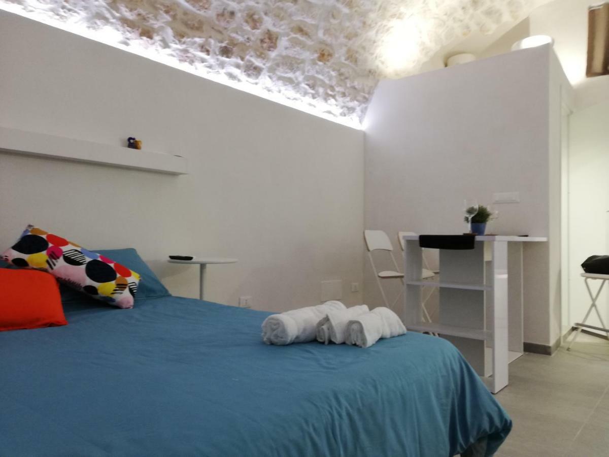 Апартаменты The Doors, Apulia, Остуни Экстерьер фото